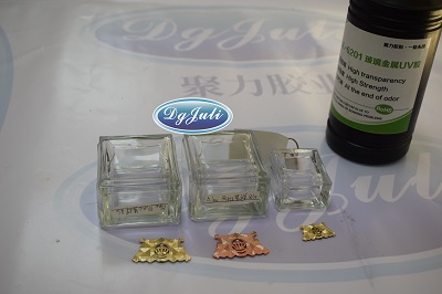 玻璃粘金屬膠水玻璃粘金屬UV無(wú)影膠水